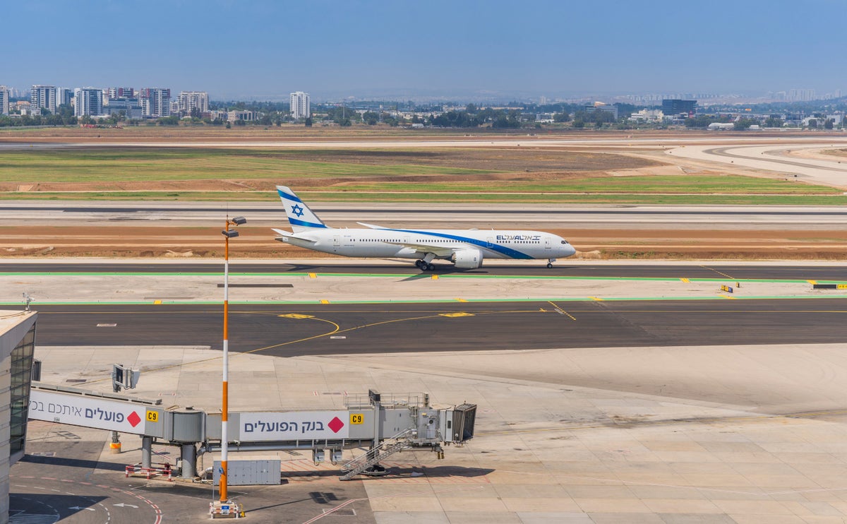 EL AL Baggage Fees & Tips To Cover the Expenses