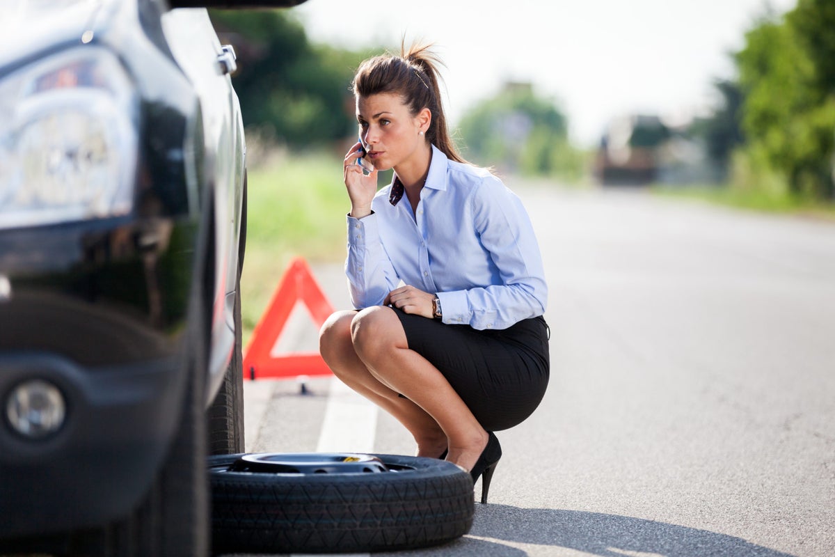Flat tire roadside assistance