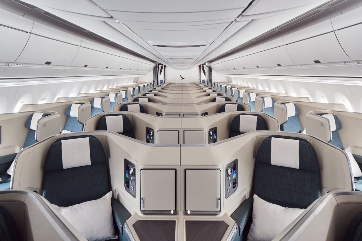 Best Ways To Book Cathay Pacific Business Class [Step-by-Step]