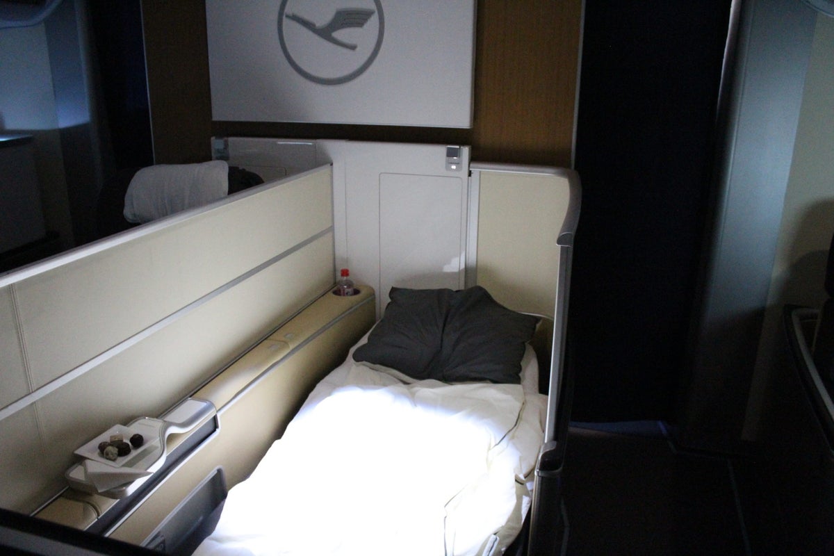 Lufthansa First Class, lie flat seat