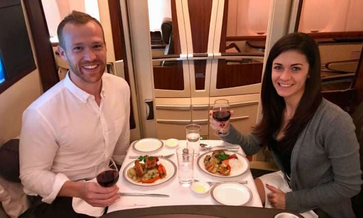 Singapore Suites First Class - Couples Dining