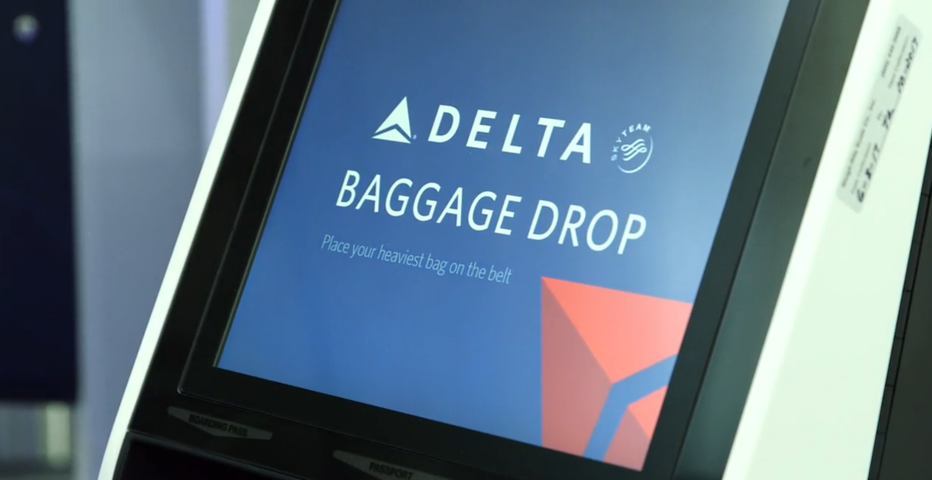 Dépôt de bagages en libre-service de Delta