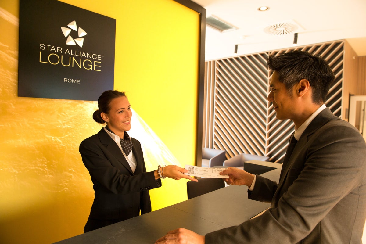 Star Alliance lounge in Rome FCO Airport