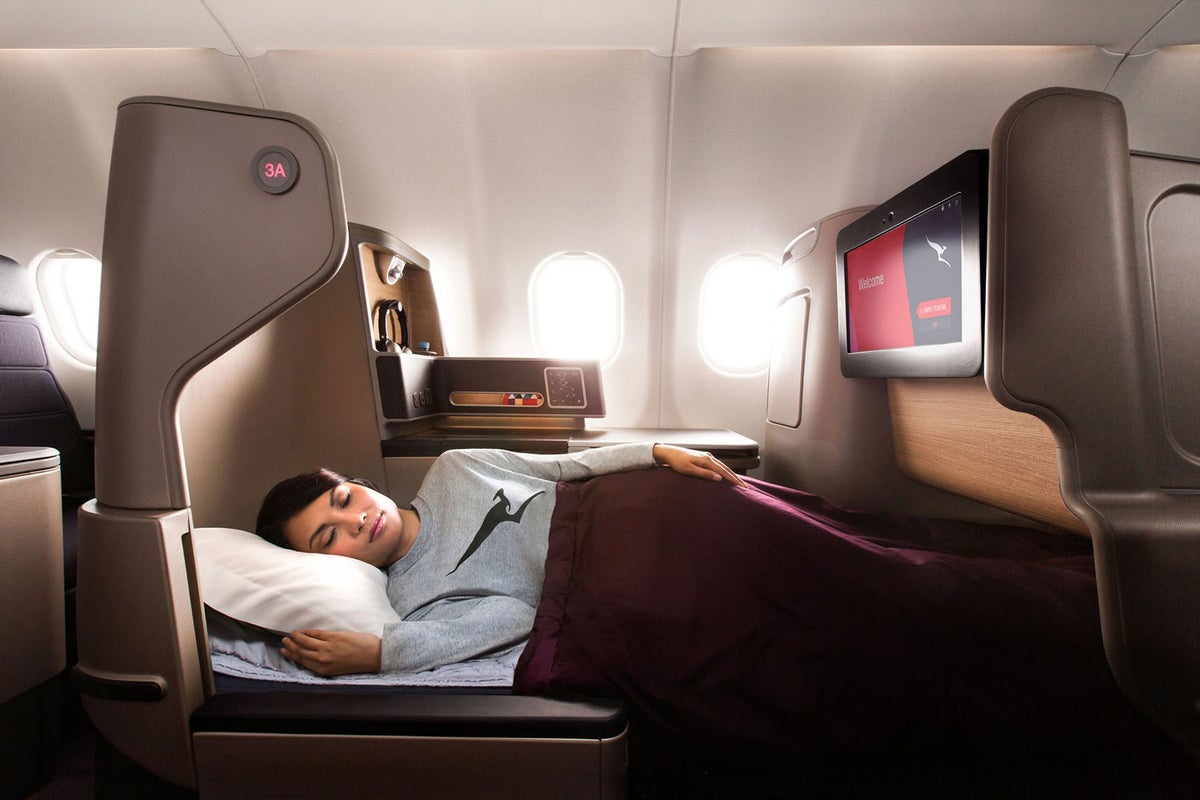 Qantas Business Class Boeing 787-9 Bed