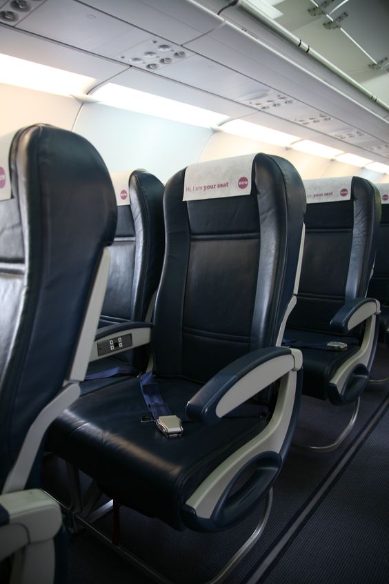 WOW air, Aircraft Interior - better seats