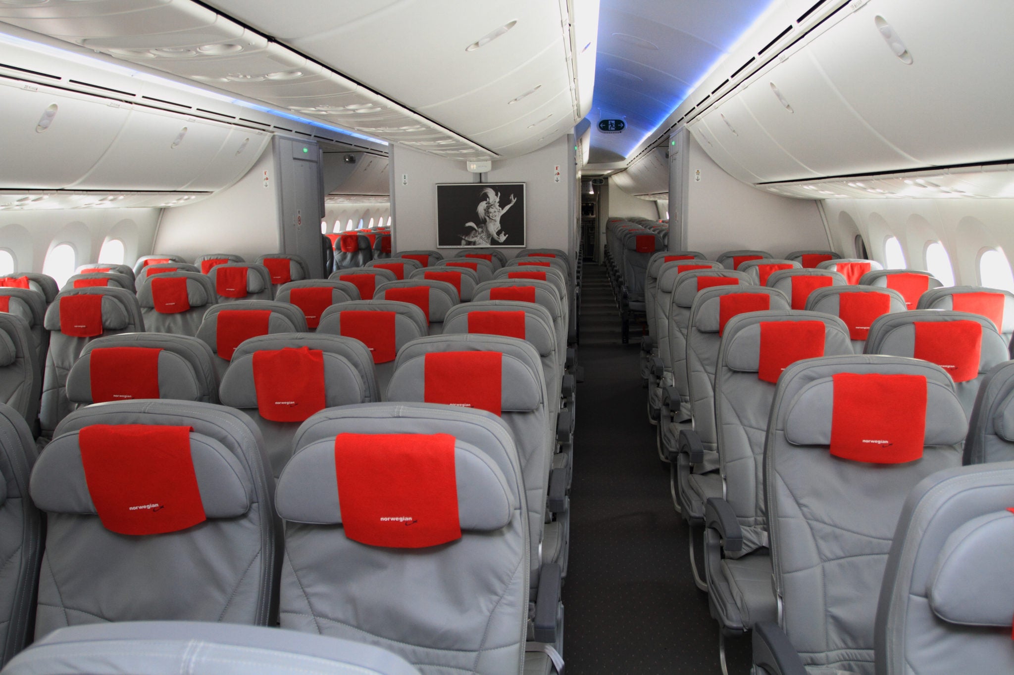 Norwegian Air Review: Seats, Service & Bag Fees 2021 Update