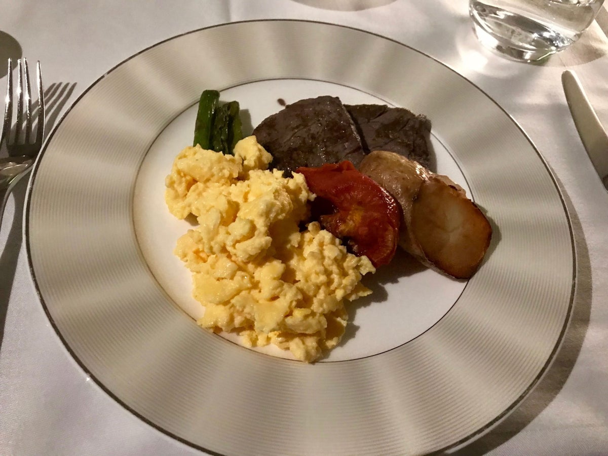 Etihad First Class Apartment - Breakfast Steak and Eggs