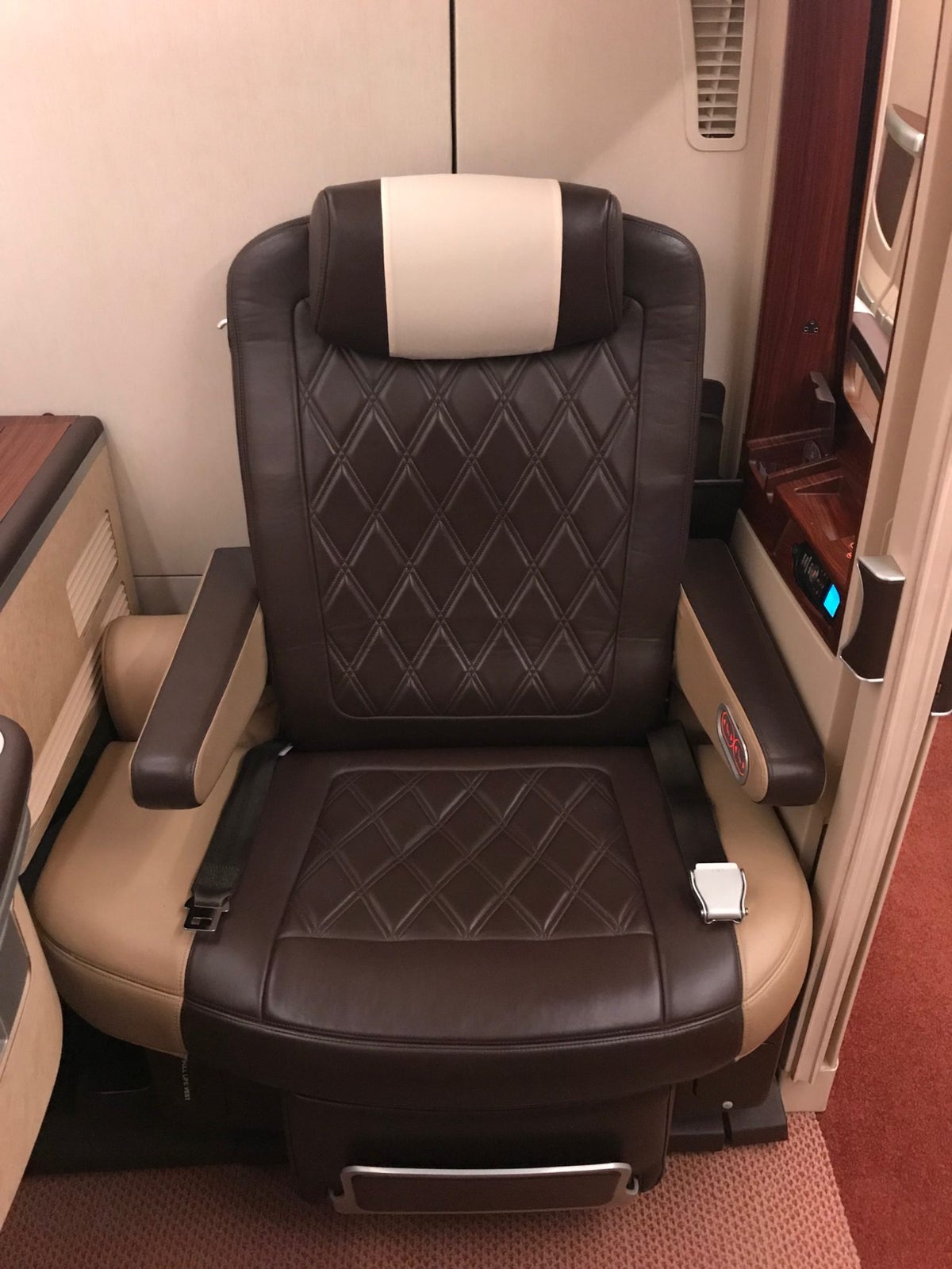 Singapore Suites First Class - Full Seat