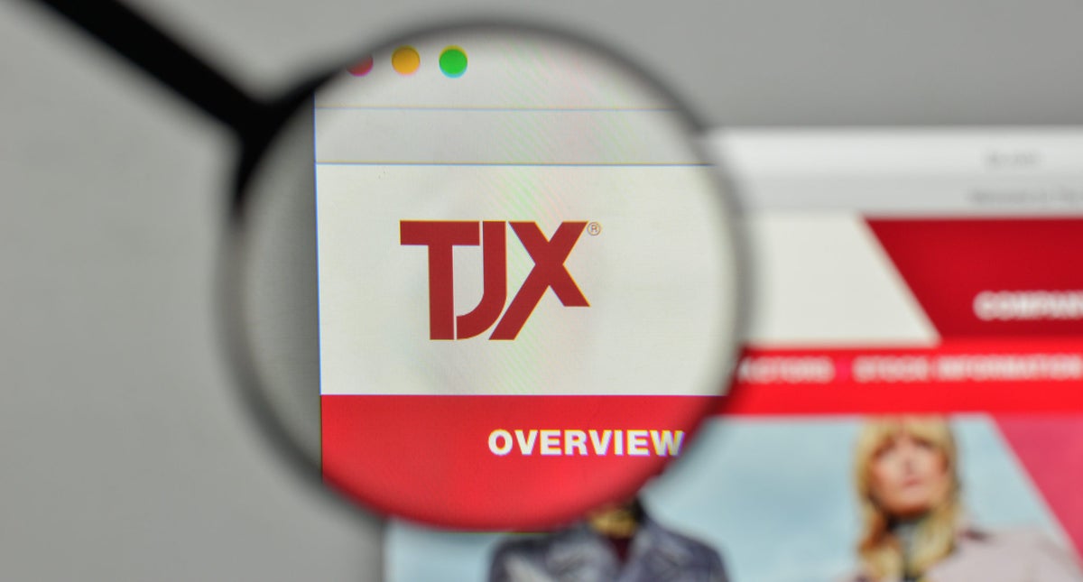 TJX Rewards Platinum Mastercard Review – Is It Worth It?