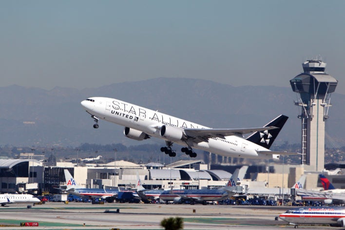 United Airlines 777 LAX