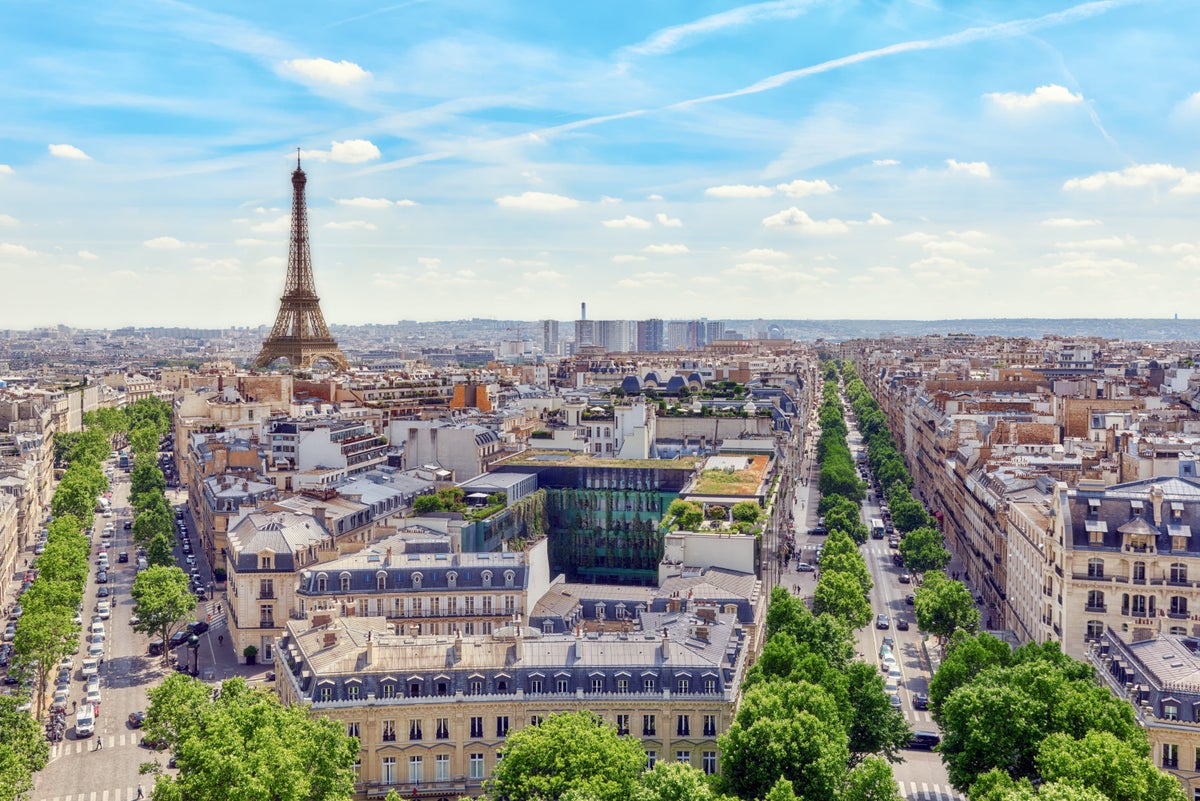 The Best Ways to Fly to Paris With Points & Miles