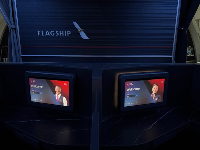 AA 777 300ER DFW JFK Flagship Suite Preferred branding