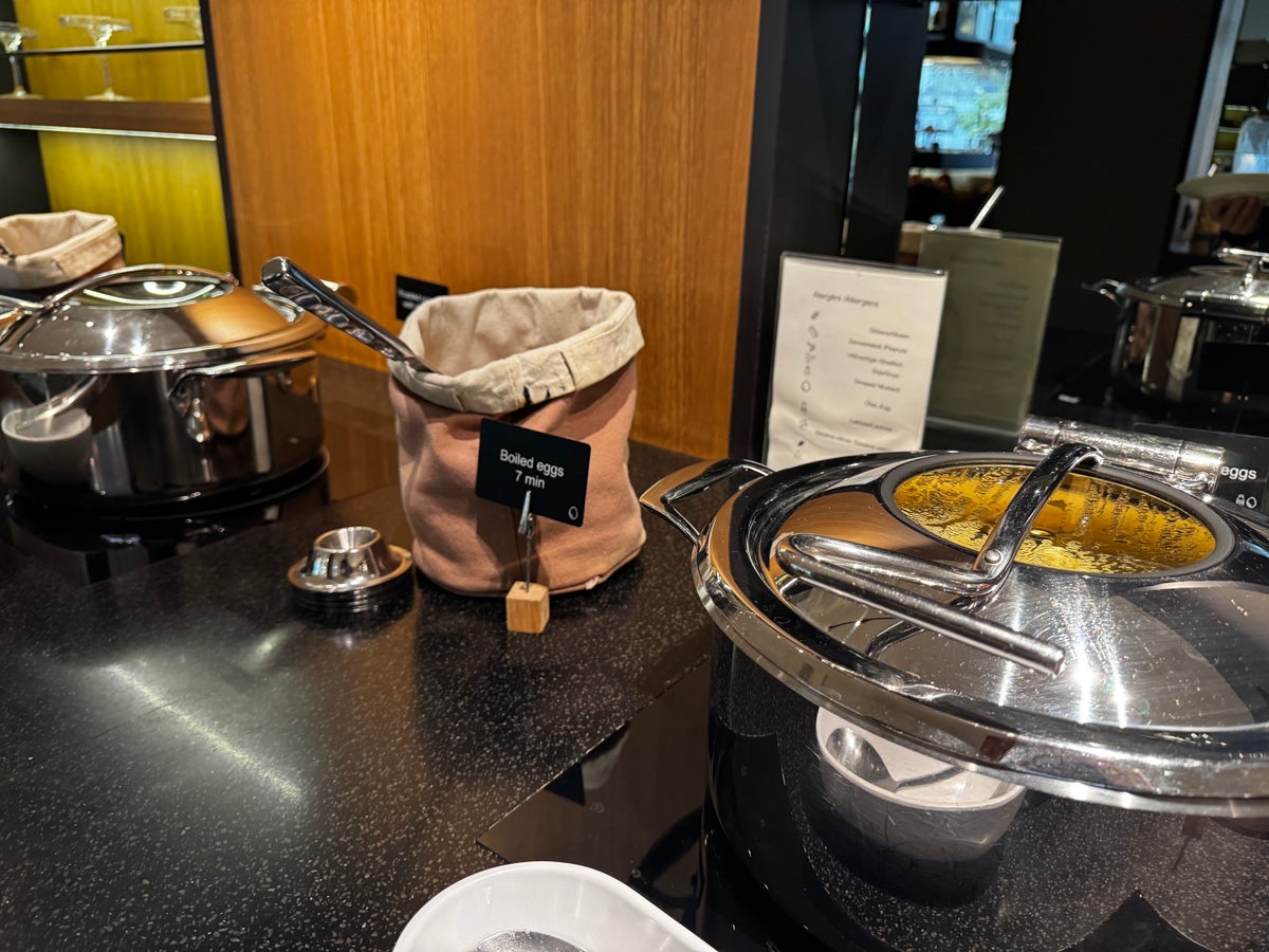 AC Hotel Riga breakfast hot plates