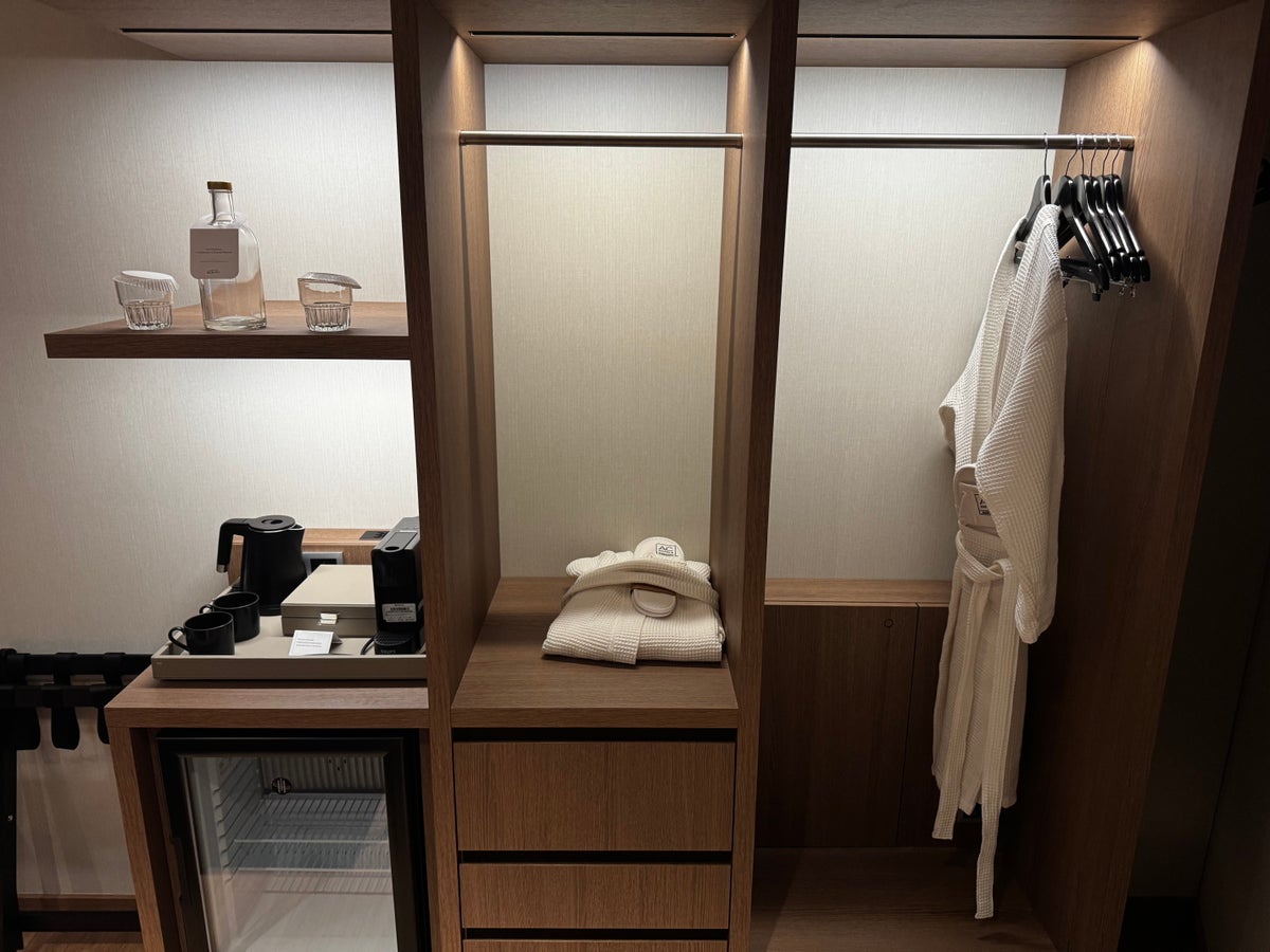 AC Hotel Vilnius Attic Junior Suite closet