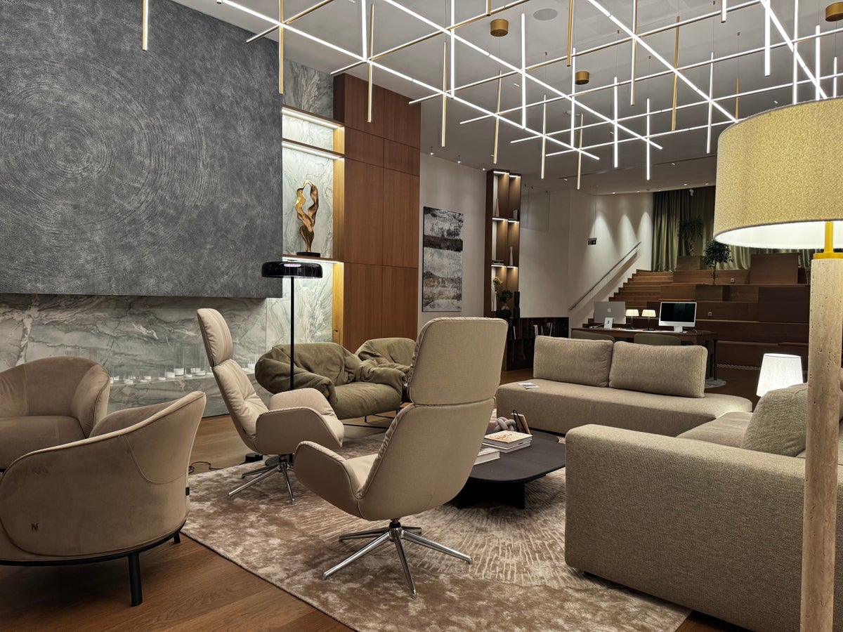 AC Hotel Vilnius The Library seating