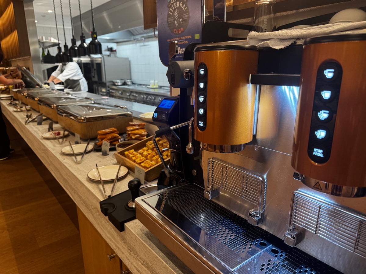 AC Hotel Vilnius restaurant buffet