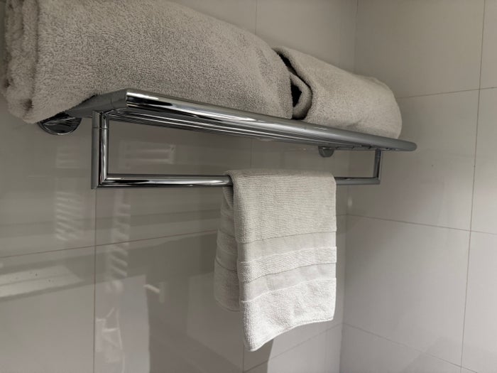 Accor Sofitel Lisbon Liberdade Luxury Room bathroom towels