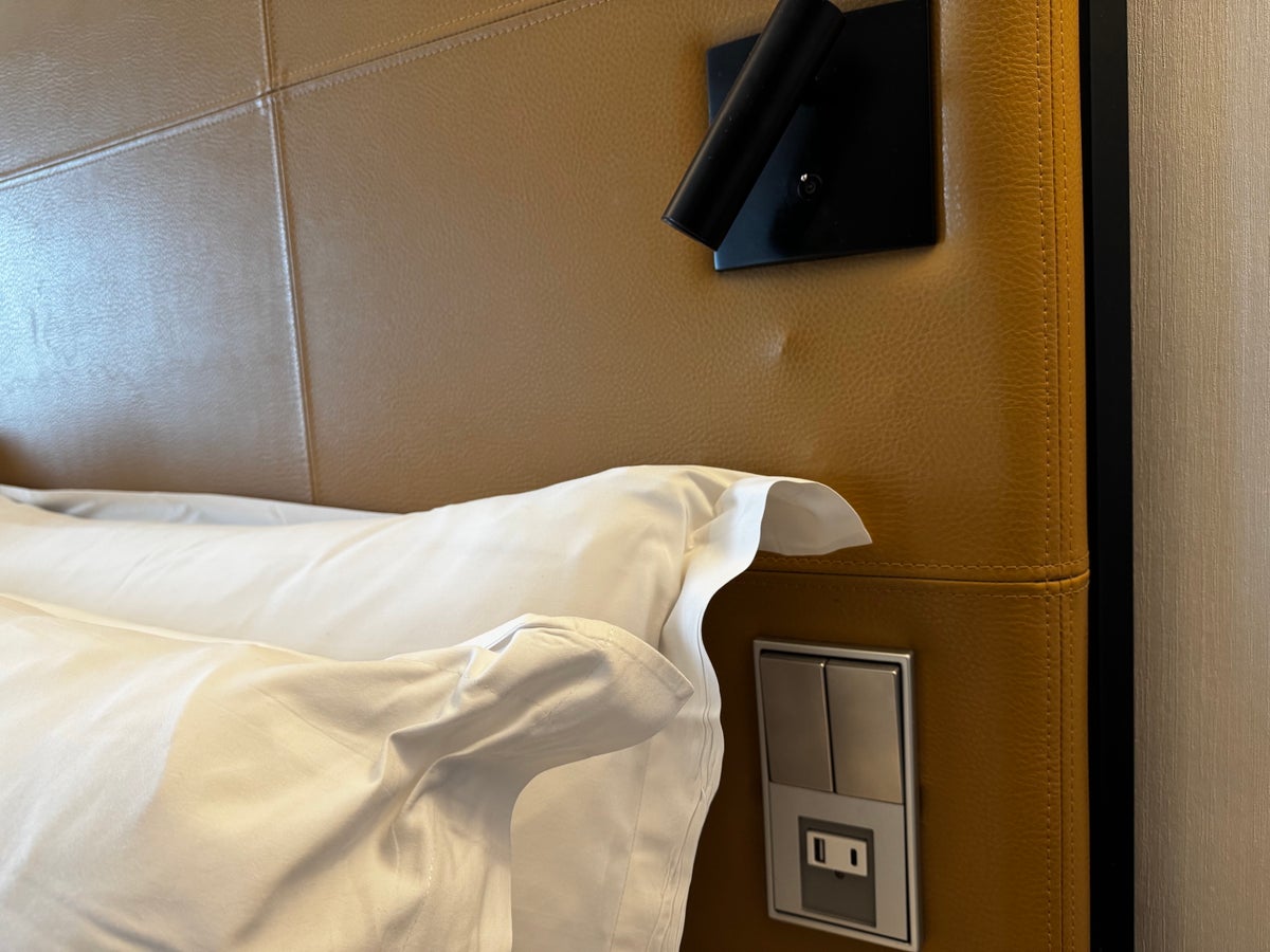 Accor Sofitel Lisbon Liberdade Luxury Room bedroom bed controls