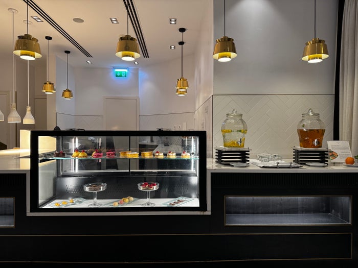 Accor Sofitel Lisbon Liberdade Matiz Restaurant dessert case