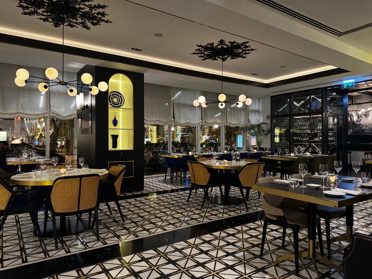 Accor Sofitel Lisbon Liberdade Matiz Restaurant seating