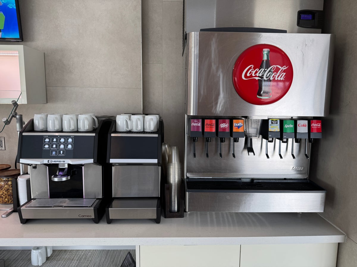 Admirals Club IAH soda coffee