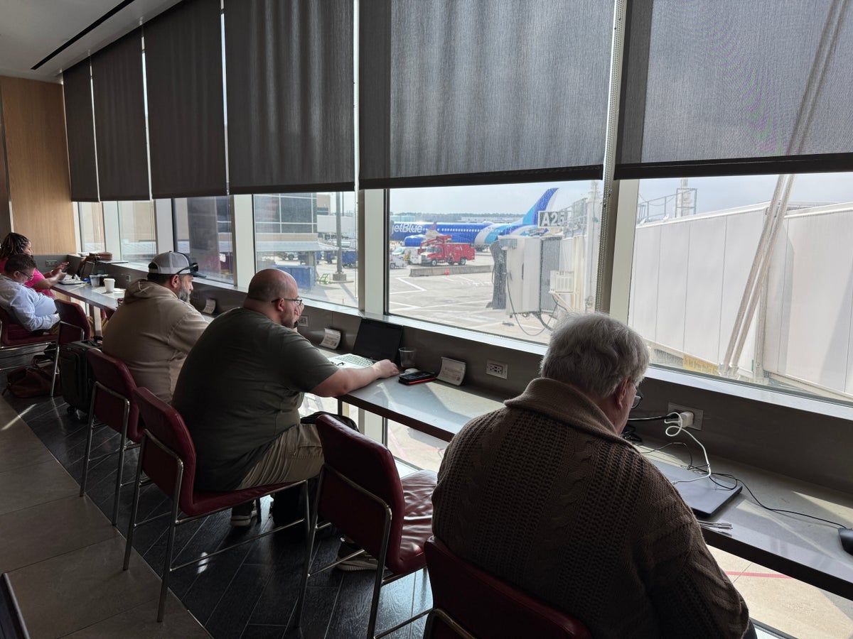 Admirals Club IAH window seating