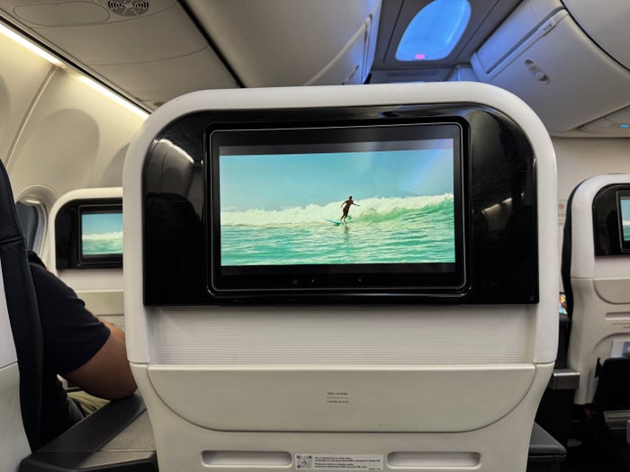 Aeromexico B737MAX8 business class entertainment screen Aeromexico B737MAX8 business class entertainment screen