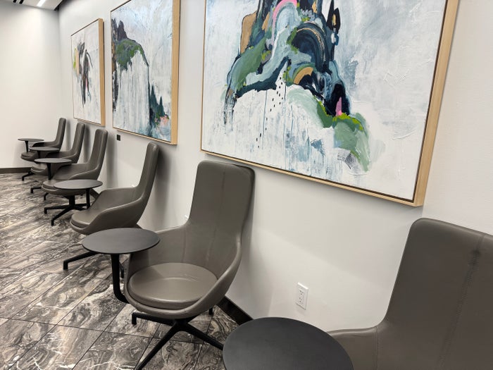 Air Canada Maple Leaf Lounge LGA solo seats Air Canada Maple Leaf Lounge LGA solo seats