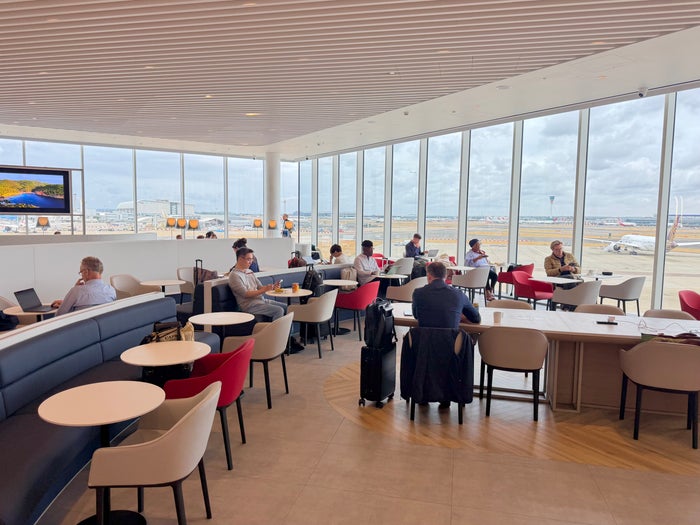 Air France Lounge London Heathrow LHR dining area