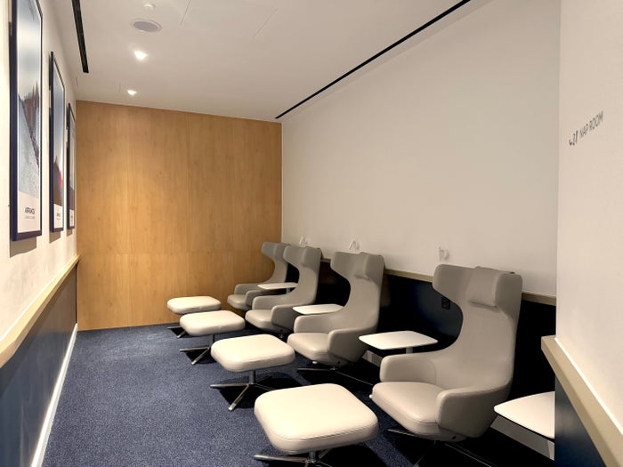 Air France Lounge London Heathrow LHR nap room Air France Lounge London Heathrow LHR nap room