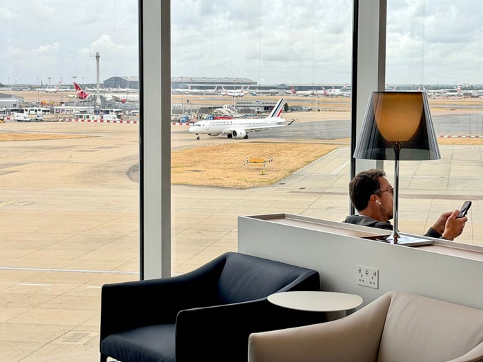 Air France Lounge London Heathrow LHR power outlets Air France Lounge London Heathrow LHR power outlets
