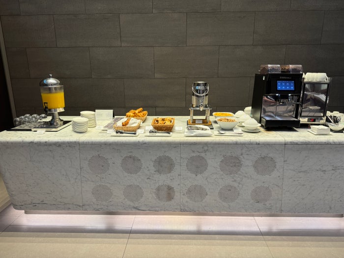 Al Mourjan Lounge DOH coffee station Al Mourjan Lounge DOH coffee station