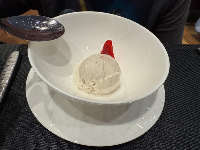 Al Mourjan Lounge DOH ice cream Al Mourjan Lounge DOH ice cream