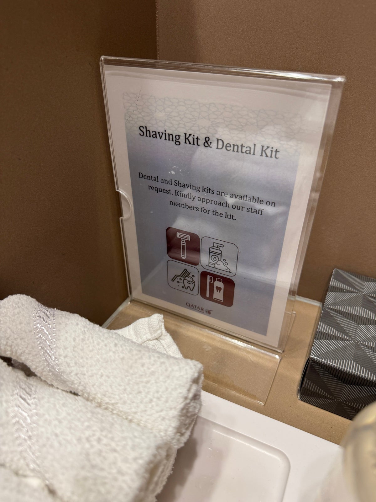 Al Mourjan Lounge DOH shaving dental kit notice