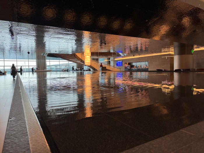 Al Mourjan Lounge DOH water feature Al Mourjan Lounge DOH water feature