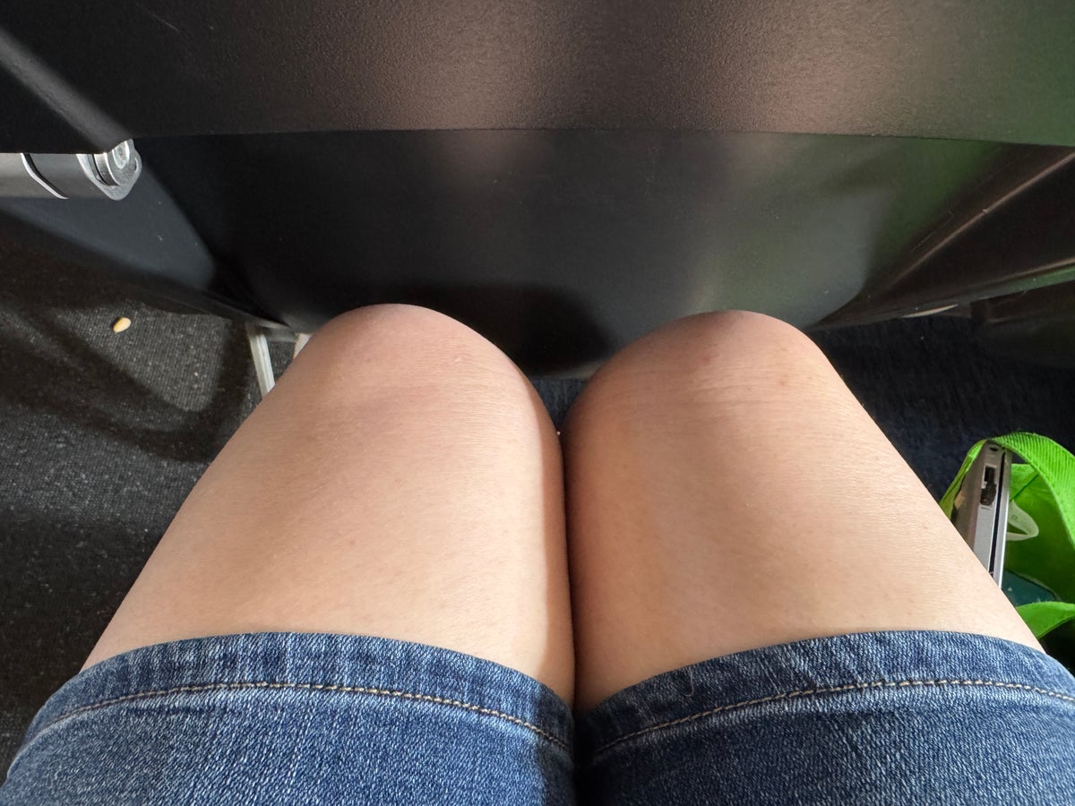 Allegiant A320 AVL HOU legroom