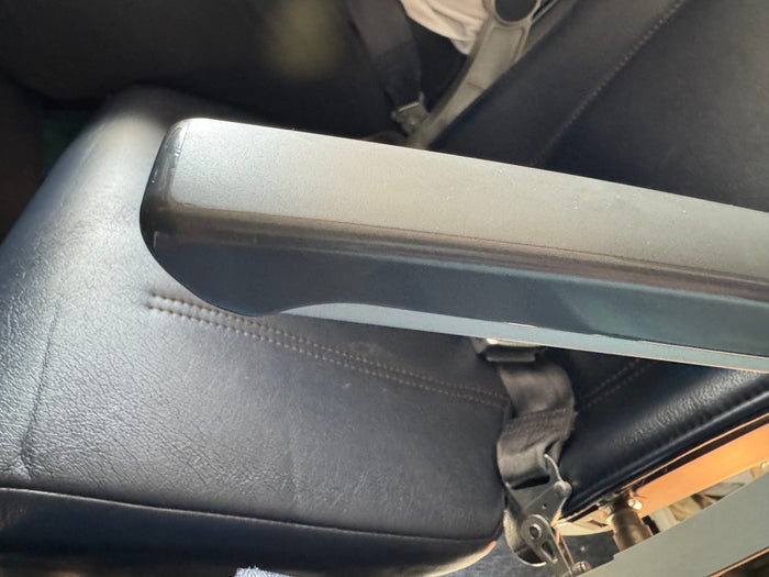 Allegiant A320 AVL HOU thin armrest Allegiant A320 AVL HOU thin armrest