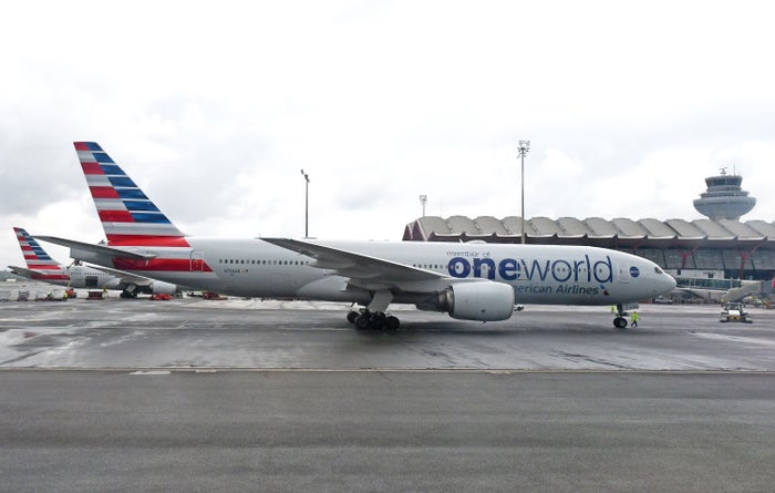 American Airlines 777 200 Madrid