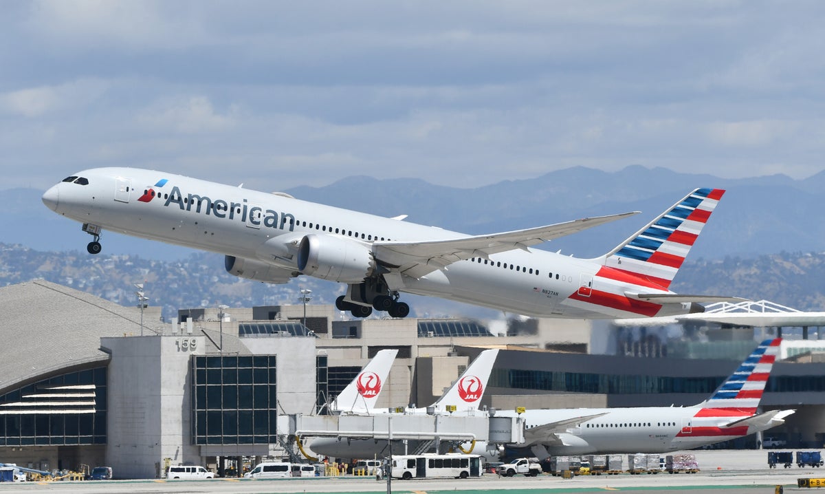 American Airlines 787 9 takeoff LAX Japan Airlines