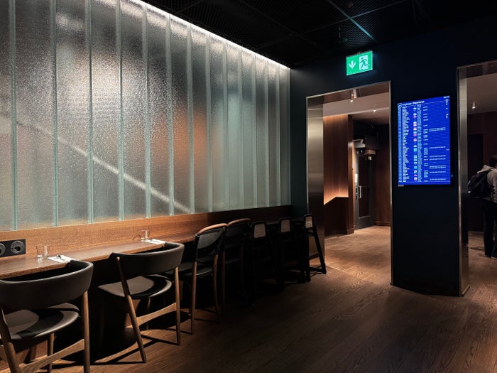 American Express Lounge Stockholm ARN departure board