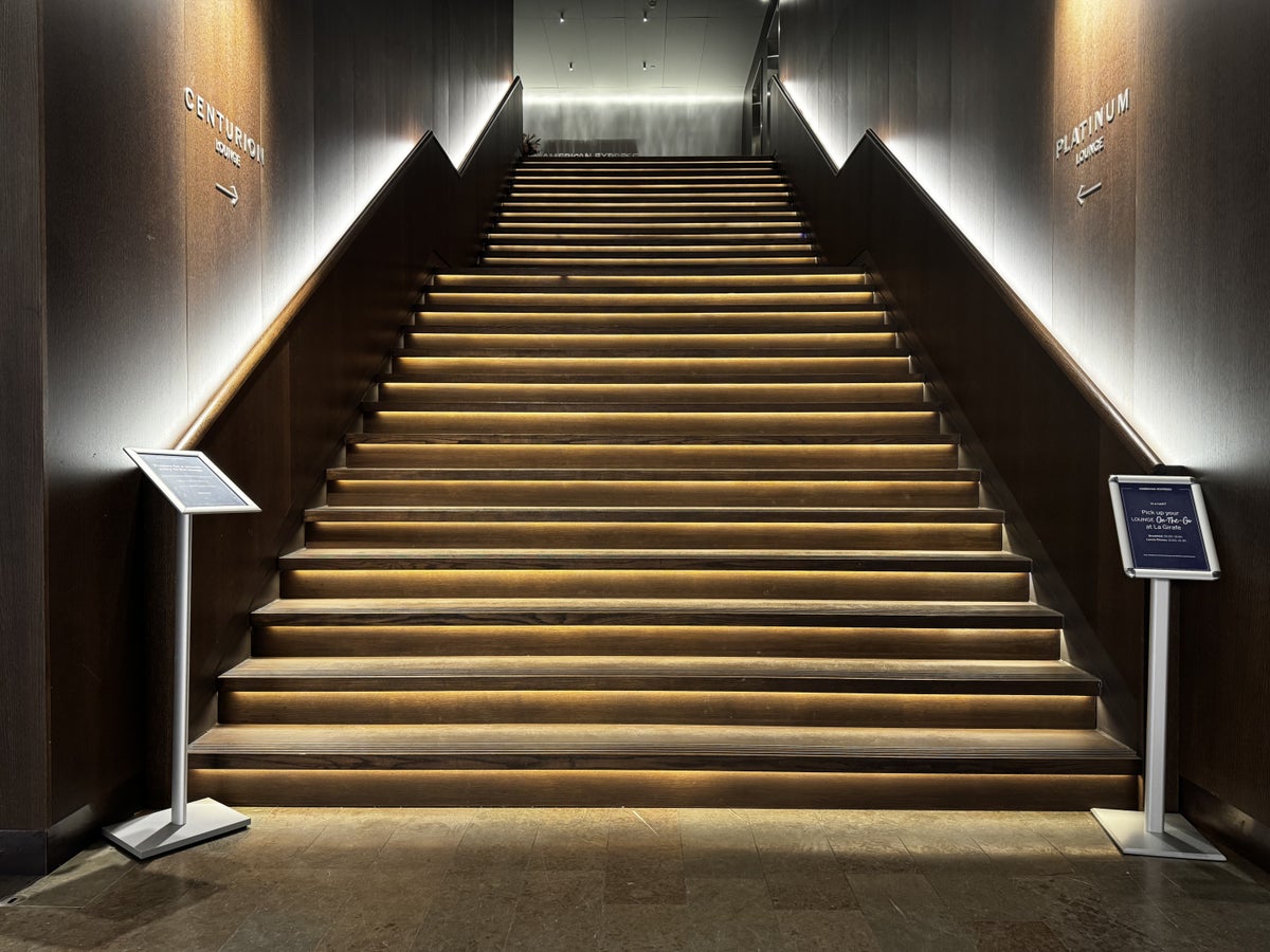 American Express Lounge Stockholm ARN stairs