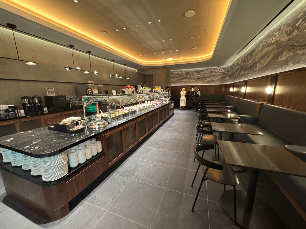 Amex Centurion Lounge SLC Buffet Seating Amex Centurion Lounge SLC Buffet Seating