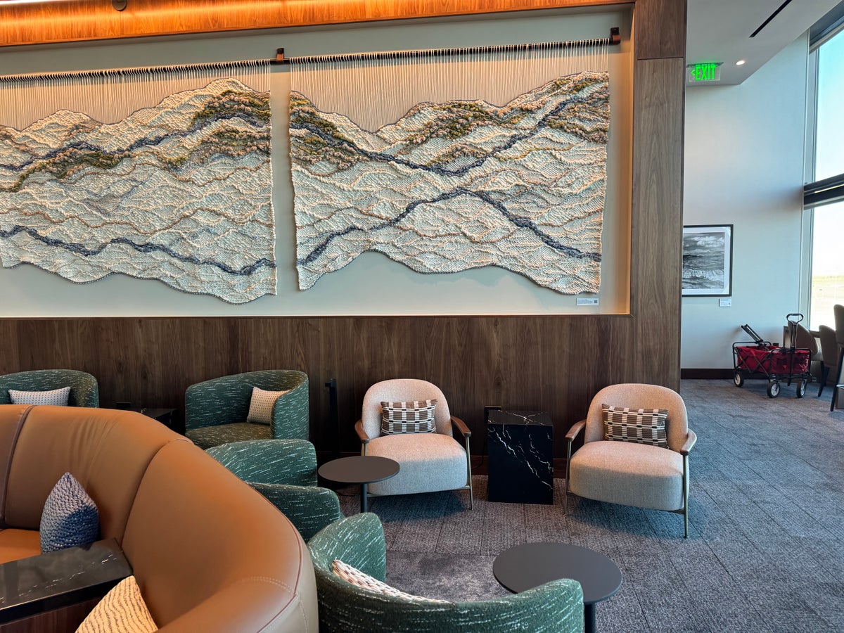 Amex Centurion Lounge SLC Chaise Amex Centurion Lounge SLC Chaise