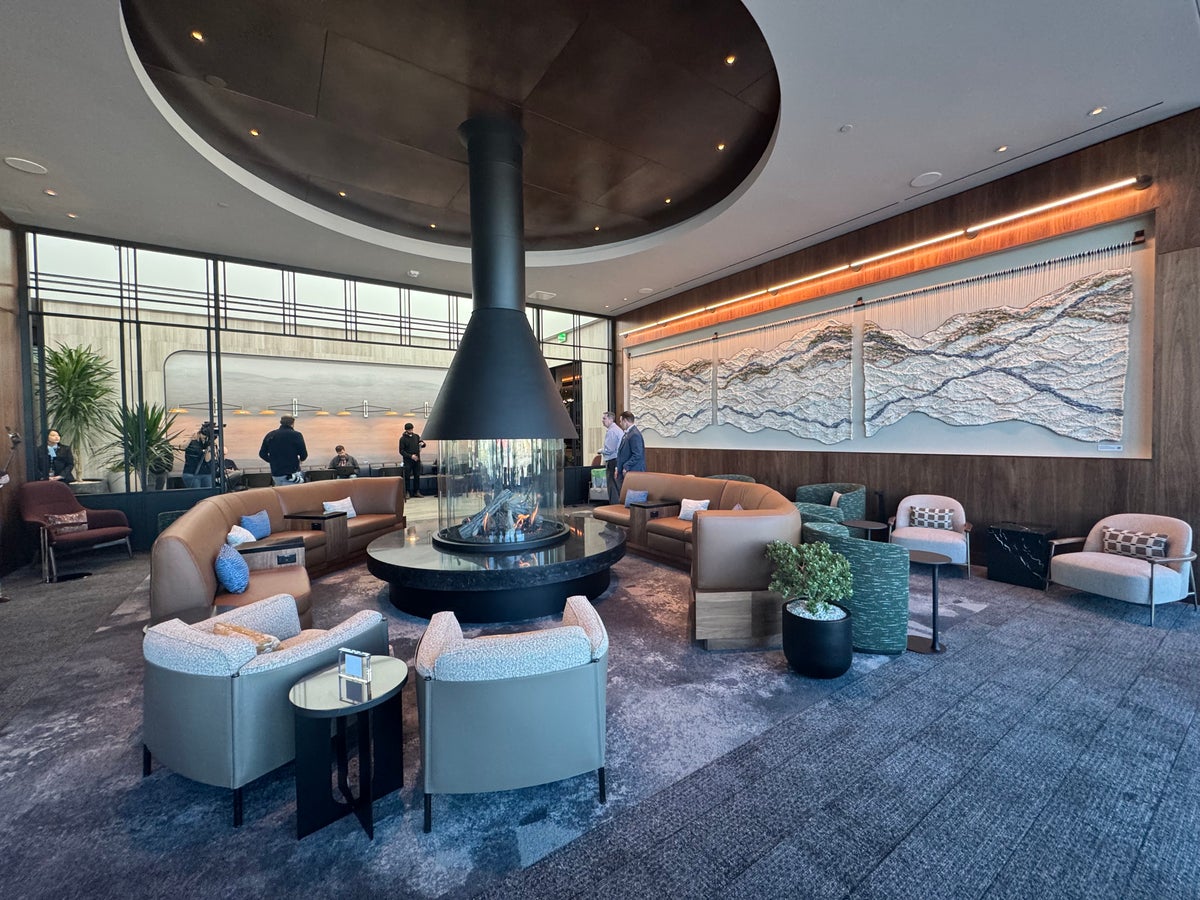 Amex Centurion Lounge SLC Lounge Area