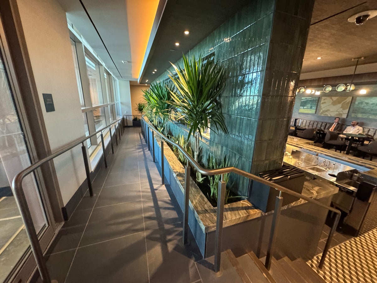 Amex Centurion Lounge SLC Walkways Amex Centurion Lounge SLC Walkways