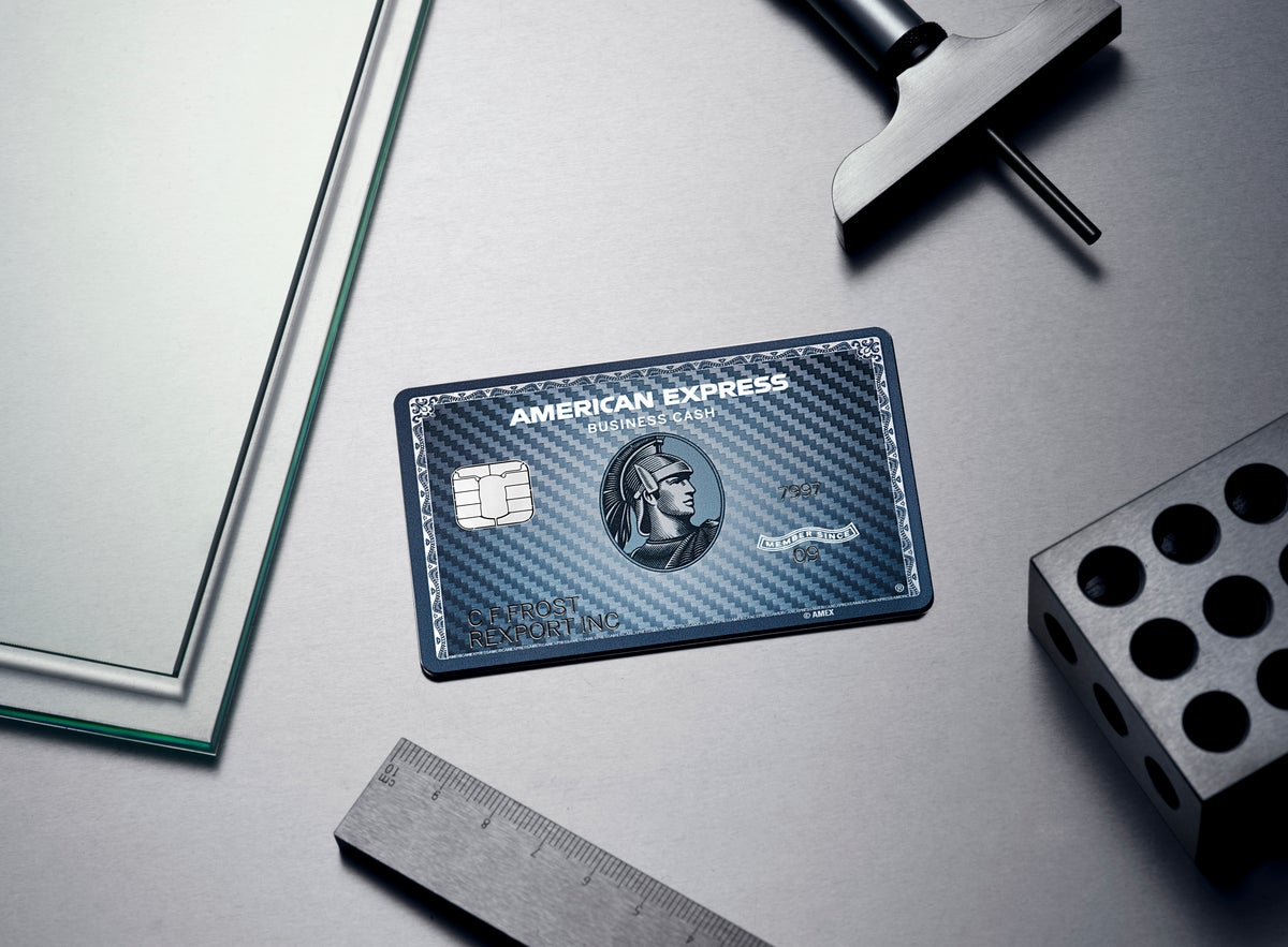 Amex Graphite Business Cash Unlimited card on table