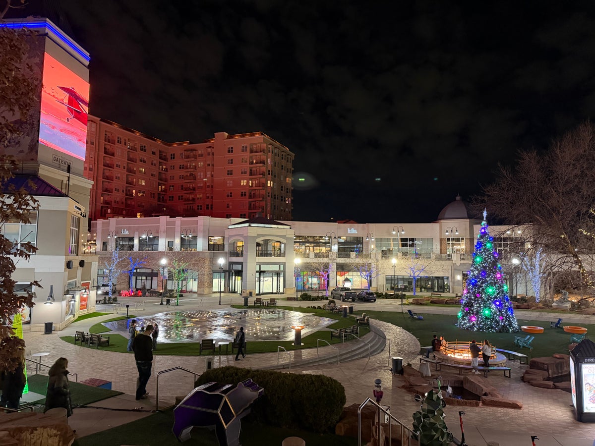 Asher Adams Hotel Gateway District