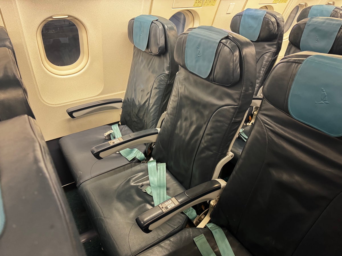 Azores Airlines A320 leather seats