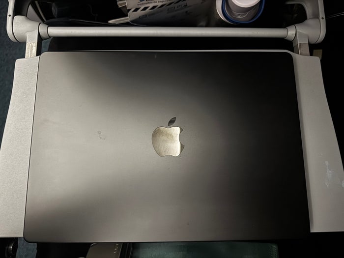 Azores Airlines A320 tray table laptop
