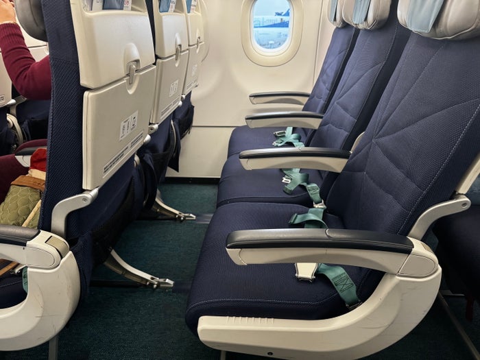 Azores Airlines A321 seat row